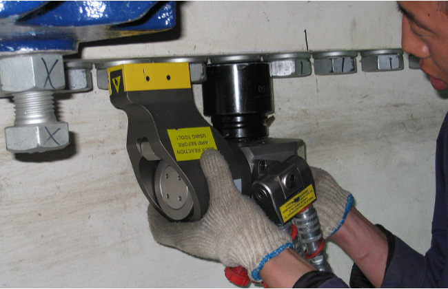 Square Drive Hydraulic Torque Wrench